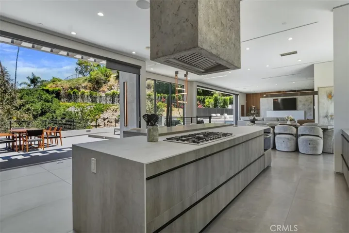 14753 Round Valley, Sherman Oaks, California 91403 — photo 5
