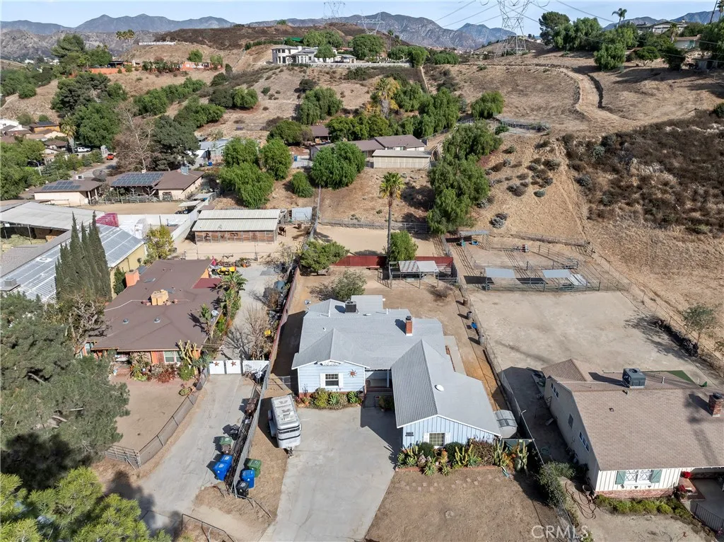 10108 Stonehurst, Shadow Hills, California 91352 — photo 4
