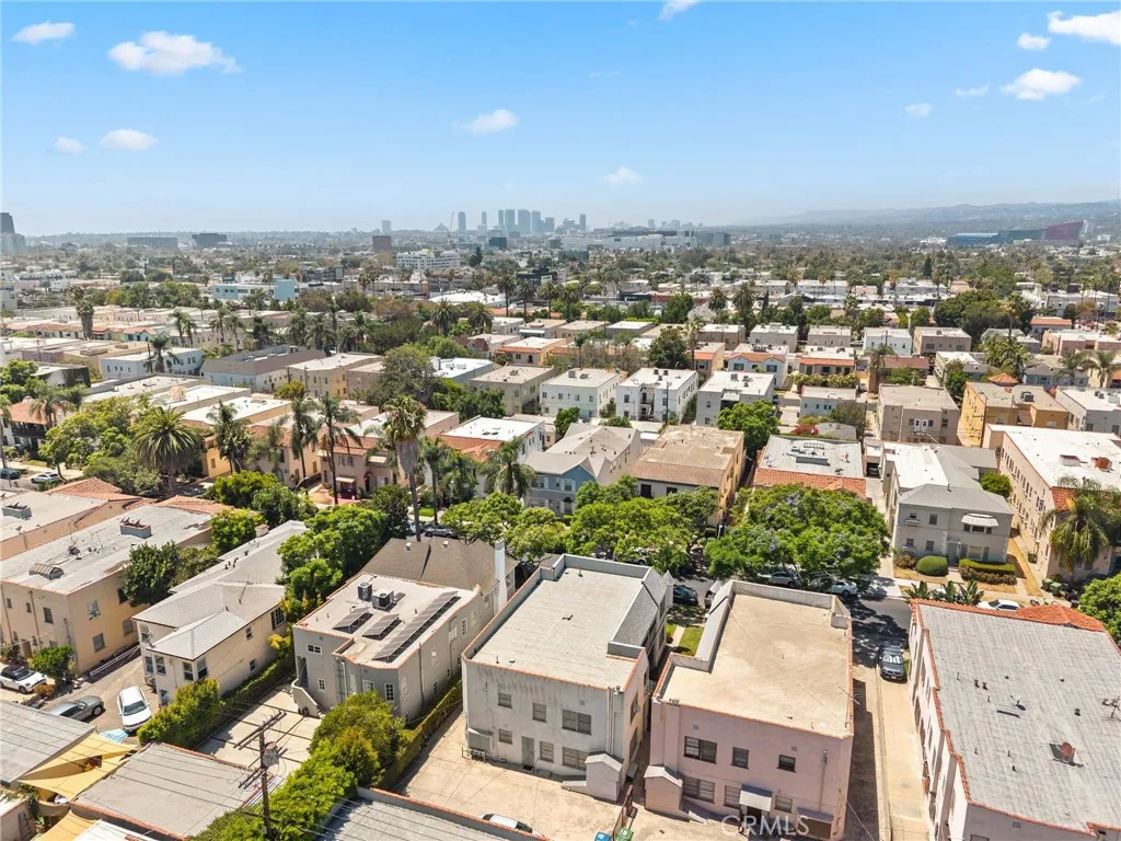 436 N Genesee, Los Angeles, California 90036 — photo 5