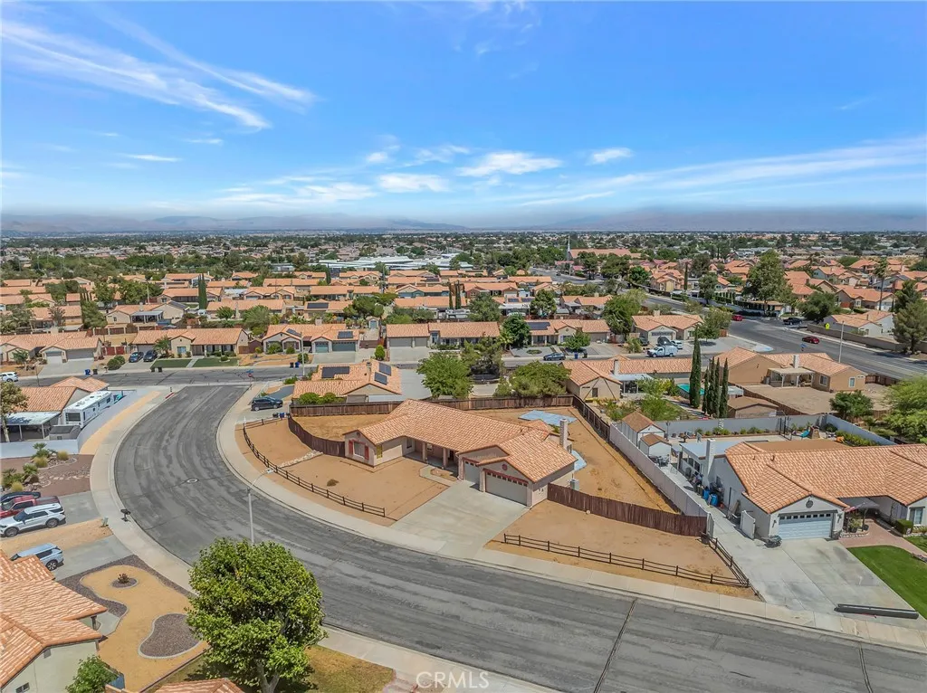12951 Lantern Lane, Victorville, California 92392 — photo 4