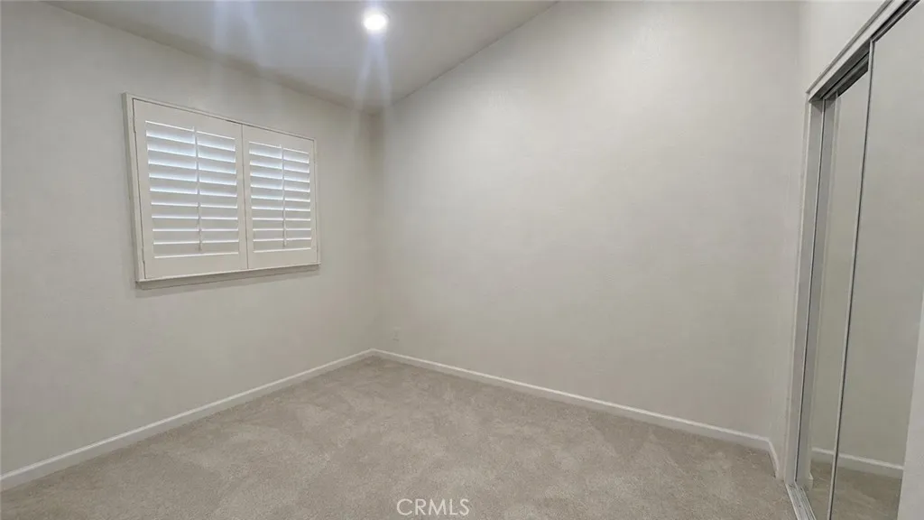 This image has been digitally altered using AI tools to remove furniture and personal clutter only. Structural features and physical condition have not been modified. This image has been digitally altered using AI tools to remove furniture and personal clutter only. Structural features and physical condition have not been modified.