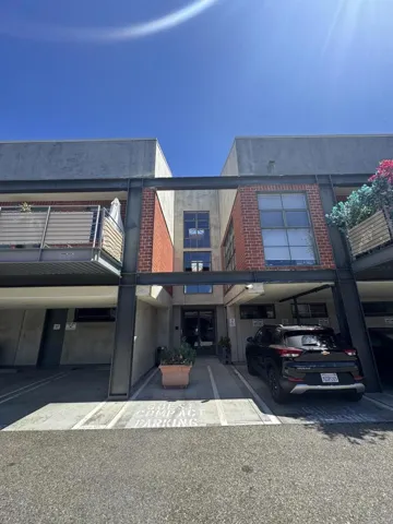 1046 Princeton Dr 201, Marina Del Rey, California 90292 — photo 4