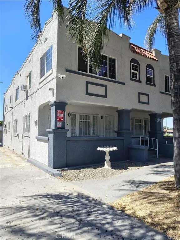 1279 W 9th