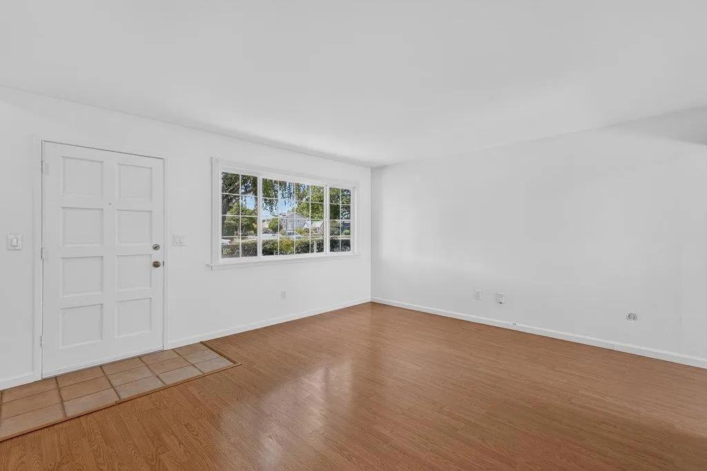 2050 Halterman Avenue, Santa Cruz, California 95062 — photo 4