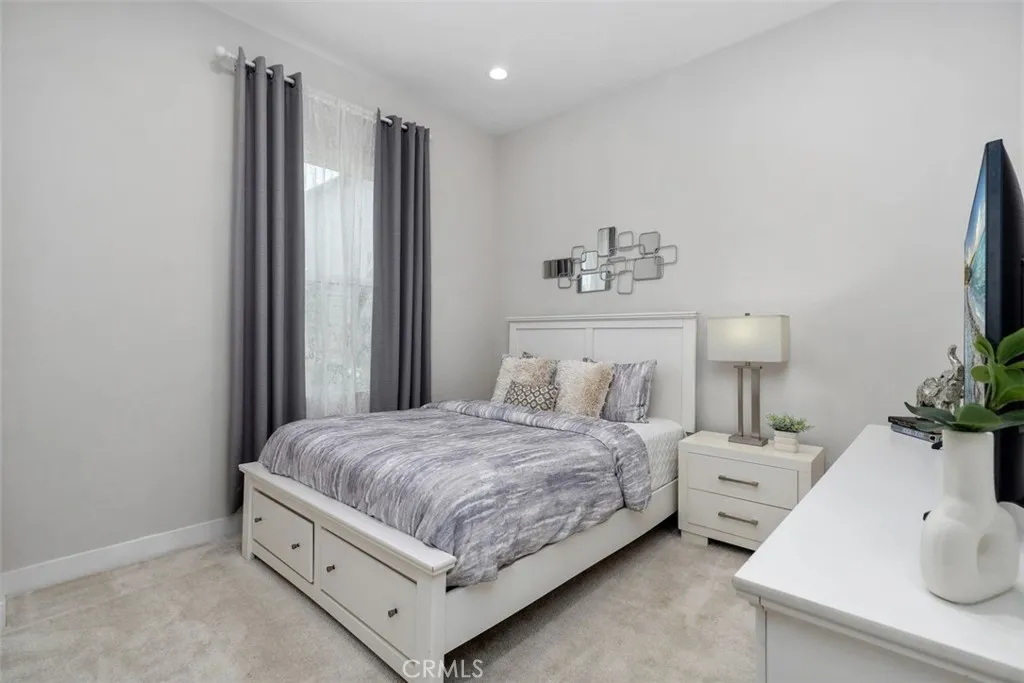 Upstairs bedroom #3 ensuite