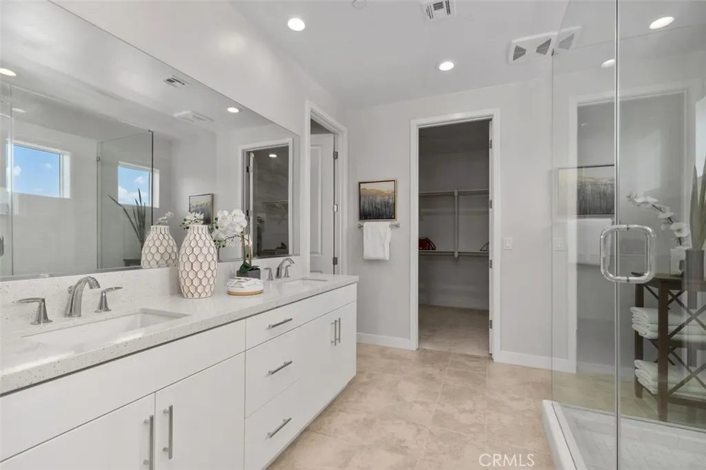 Primary Suite Bath