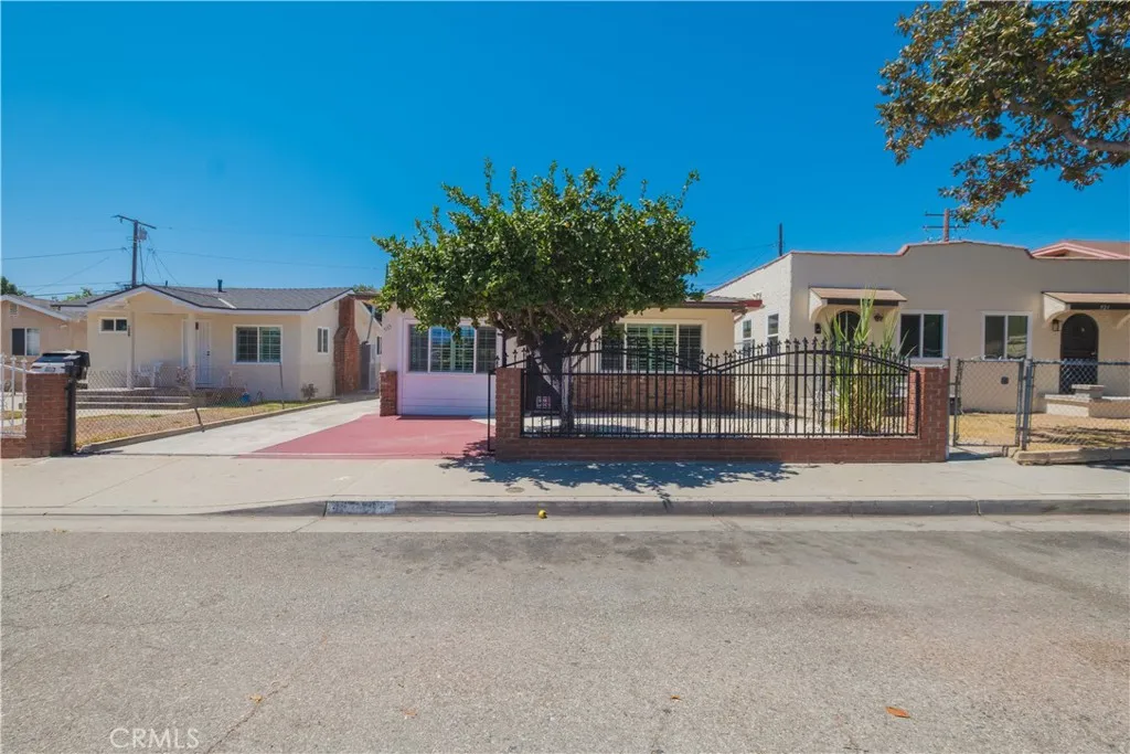 933 S La Verne Ave