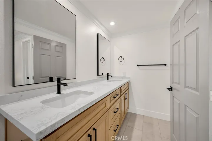 Upstairs Guest Bathroom