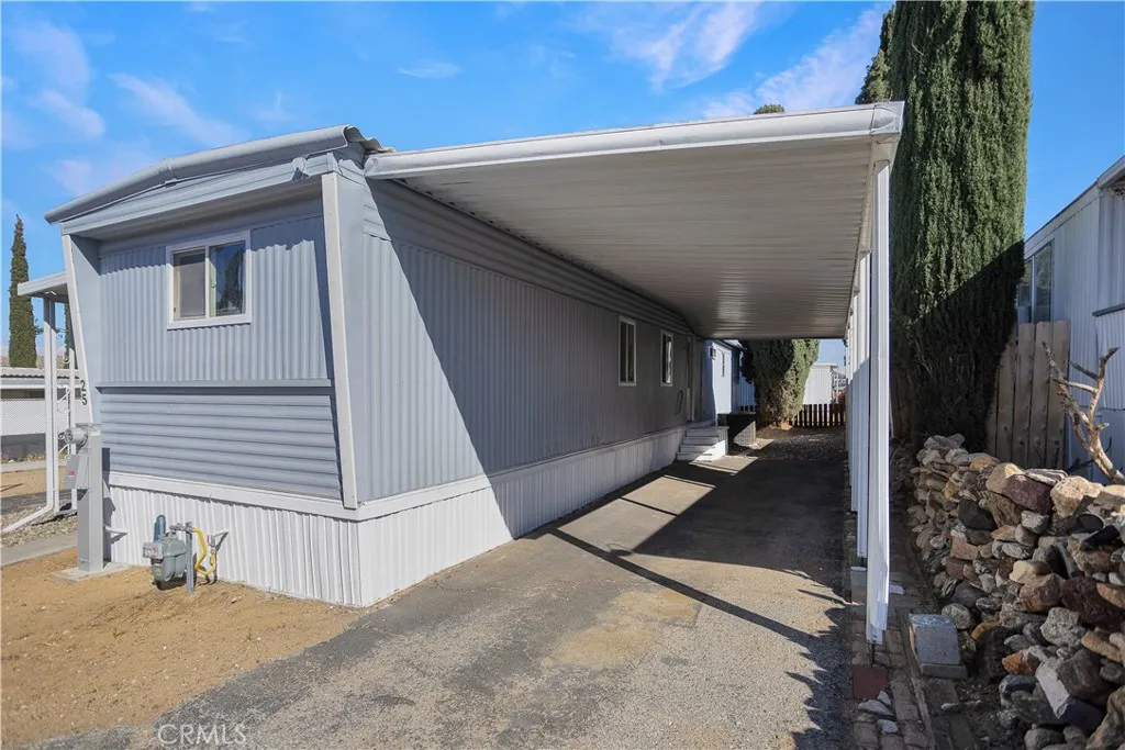 7425 Church Street 25, Yucca Valley, California 92284 — photo 5