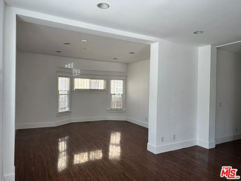 2905 W 14th St