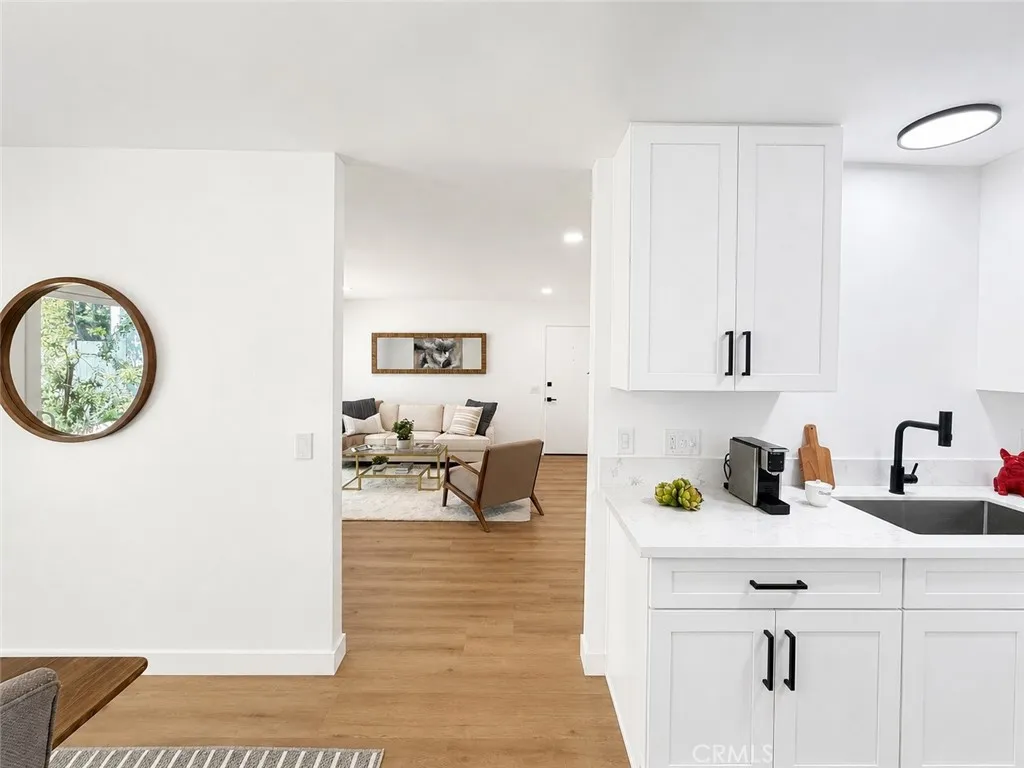 26231 Via Roble, Mission Viejo, California 92691 — photo 5
