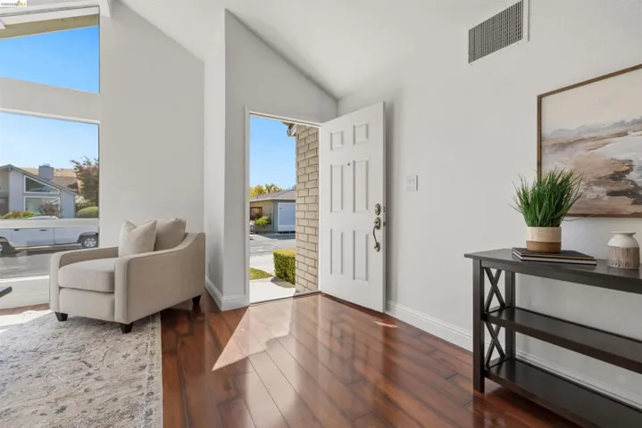 1363 Swallowtail Rd, Concord, California 94521 — photo 4