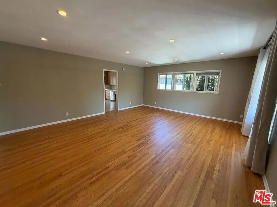 3283 Kelton Avenue, Los Angeles, California 90034 — photo 5