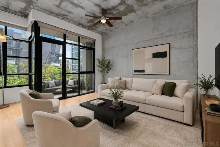 https://zimg.paragon.ice.com/ParagonImages/Property/PA/SDMLS/-532718/6/120/90/79b757e403282ad56145a7ced7f3e088/3/633f685e68eb11f8be5c3e3eae03999d/-532718-fb4d6f4b-0000-42f3-8c10-7bbdc3f3c305.JPG