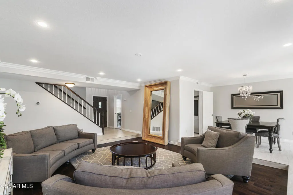13165 thomasville-ct-living-room-4 13165 thomasville-ct-living-room-4