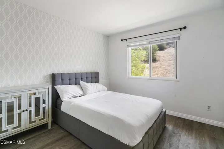 13165 thomasville-ct-guest-bedroom-4
