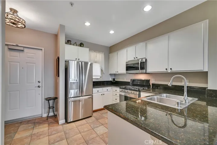 2742 Cabrillo 309, Torrance, California 90501 — photo 4