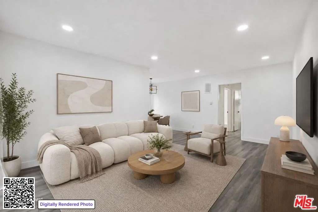 807 N Alfred St