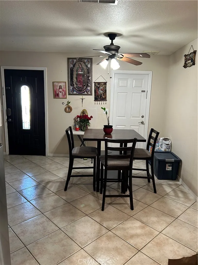1033 Porter, Ridgecrest, California 93555 — photo 4