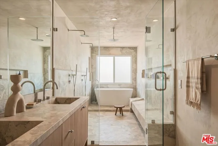 18 Voyage Street, Marina Del Rey, California 90292 — photo 4