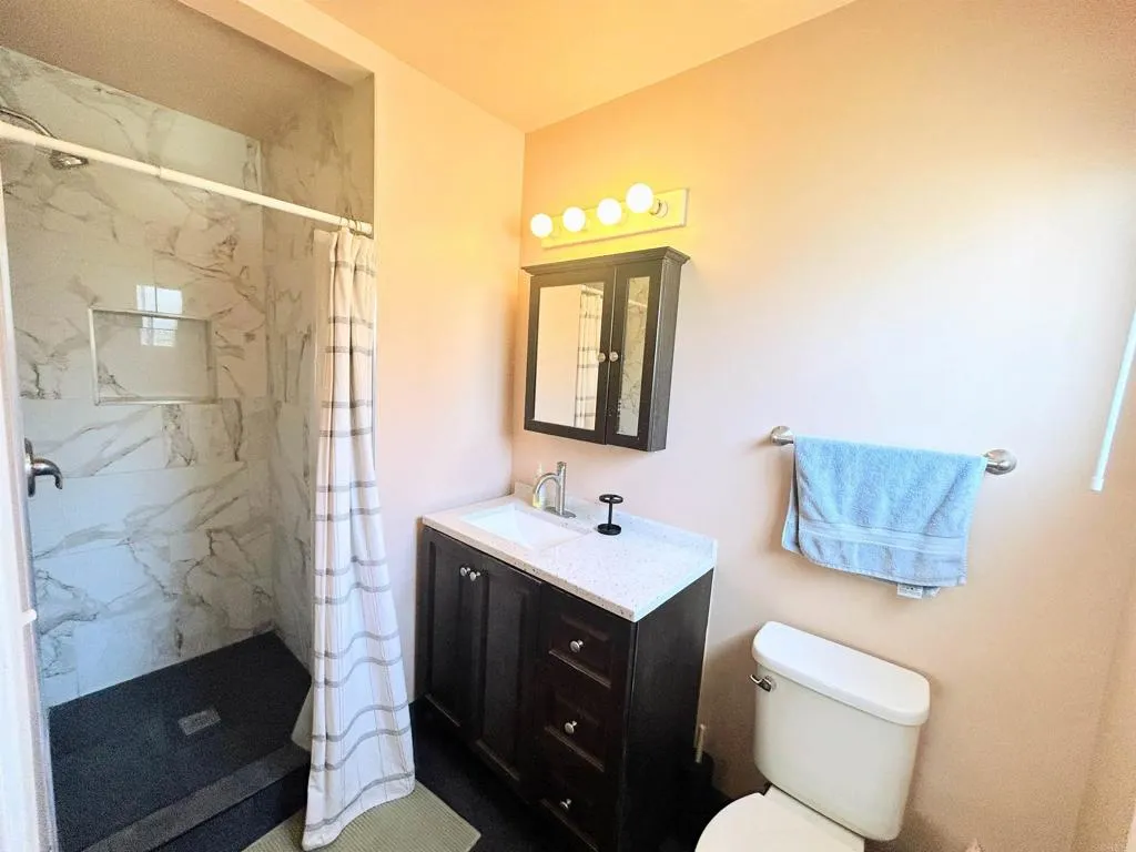 Main Bathroom