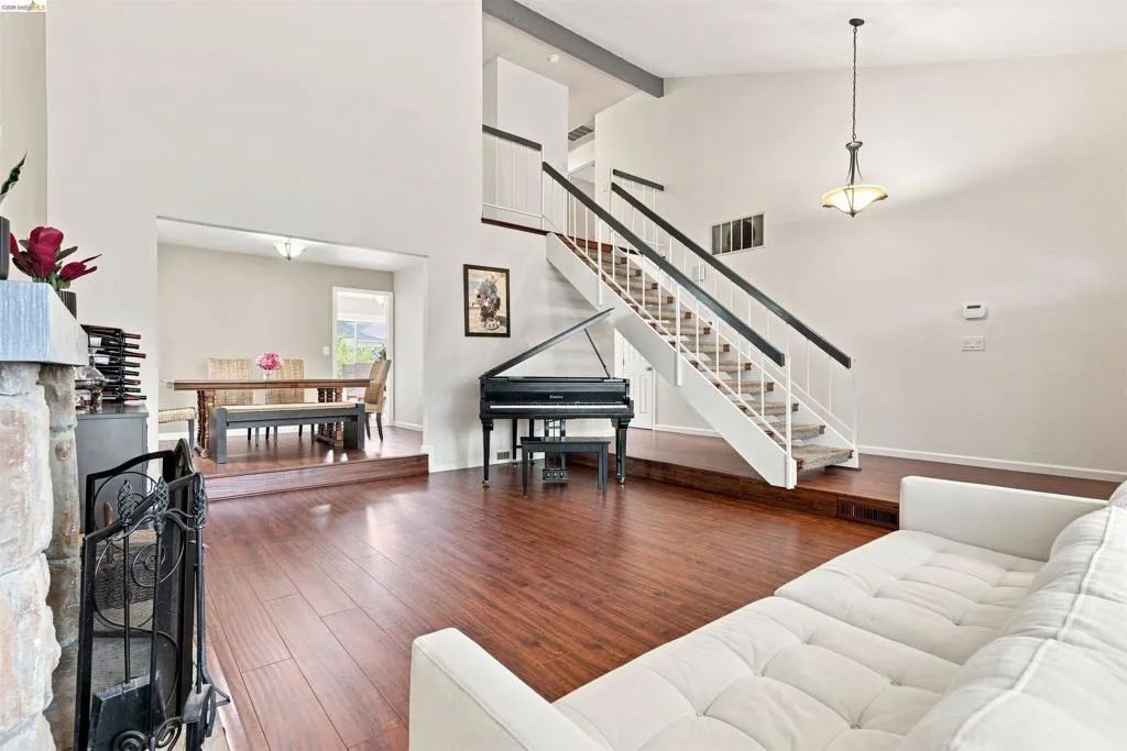 1823 Daltrey Way, San Jose, California 95132 — photo 5