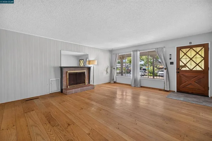 105 W 15th St, Antioch, California 94509 — photo 5