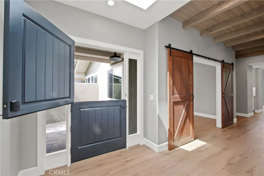 2219 Fiesta, Newport Beach, California 92660 — photo 4