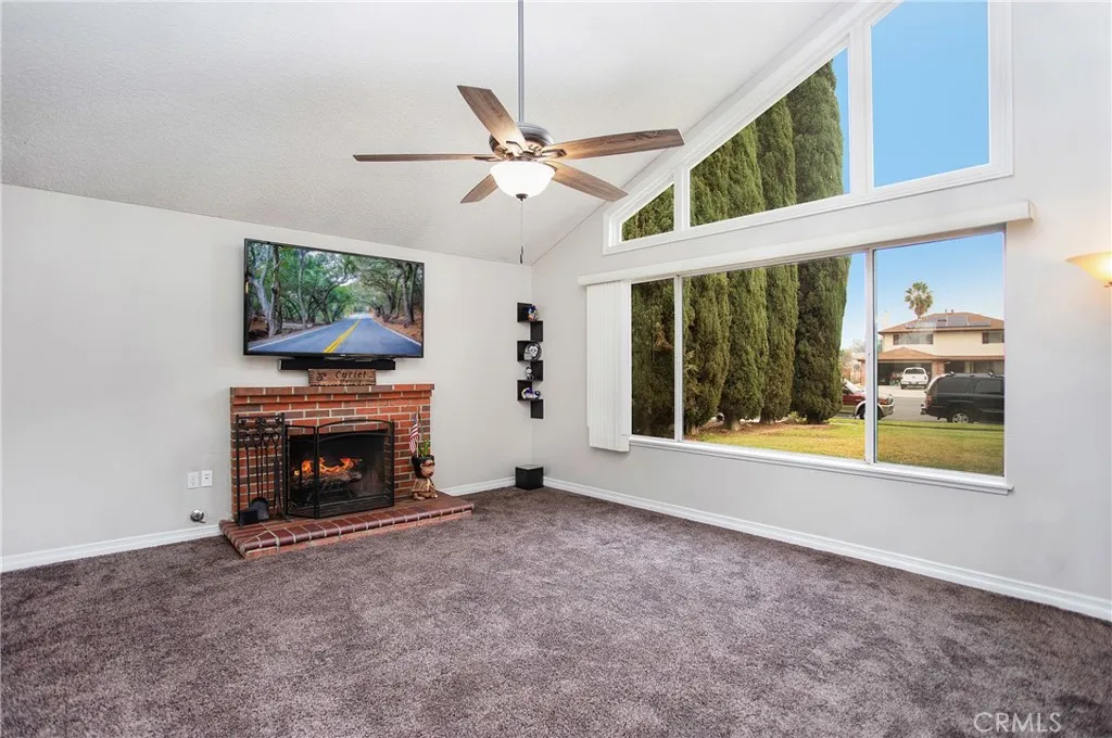 1712 Melrose Drive, Corona, California 92878 — photo 4