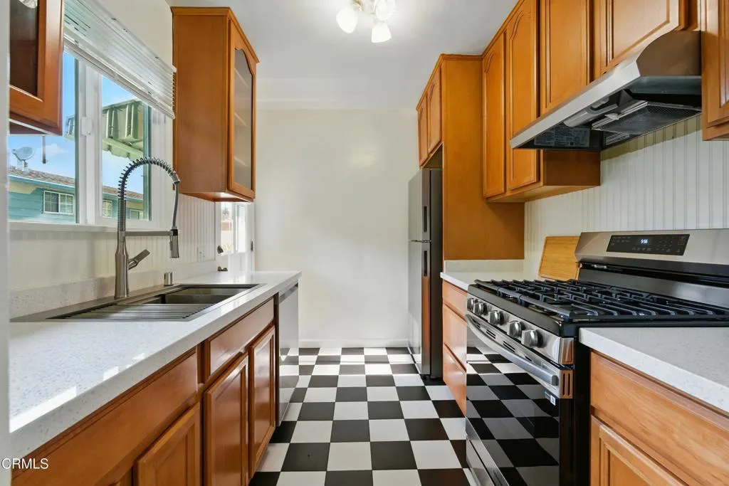 1545 1/2 Riverside Drive, Glendale, California 91201 — photo 4