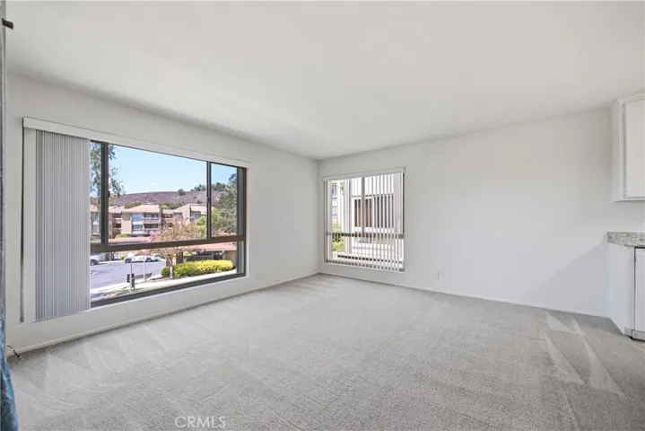 254 Sequoia Court 26, Thousand Oaks, California 91360 — photo 4