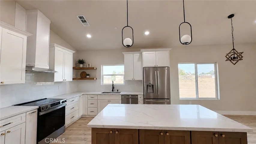 14145 Anacapa, Victorville, California 92392 — photo 4