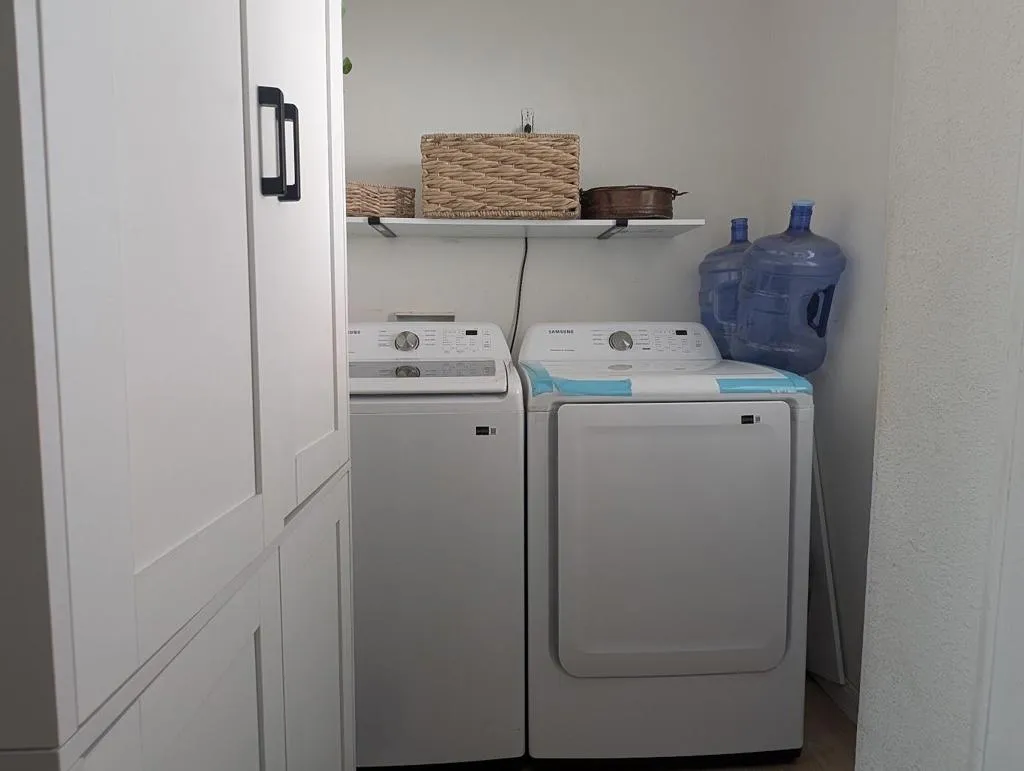 LAUNDRY