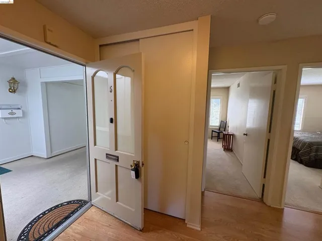 1500 Rockledge Ln 5, Walnut Creek, California 94595 — photo 5