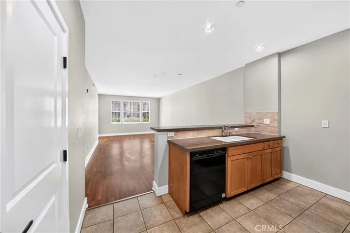 2367 Jefferson St 110, Torrance, California 90501 — photo 5