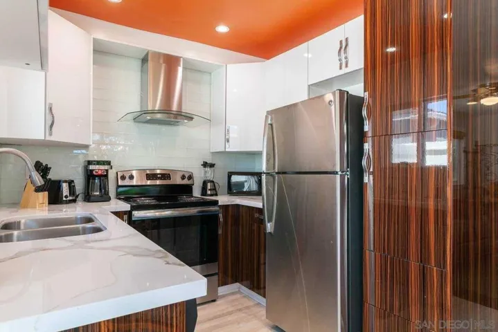 4073 Gresham St., San Diego, California 92109 — photo 5