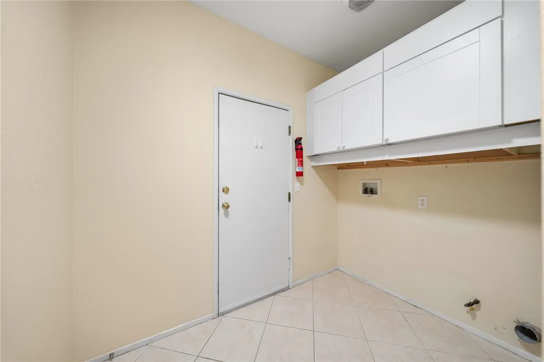 Indoor laundry room off of the 3 car garage Indoor laundry room off of the 3 car garage