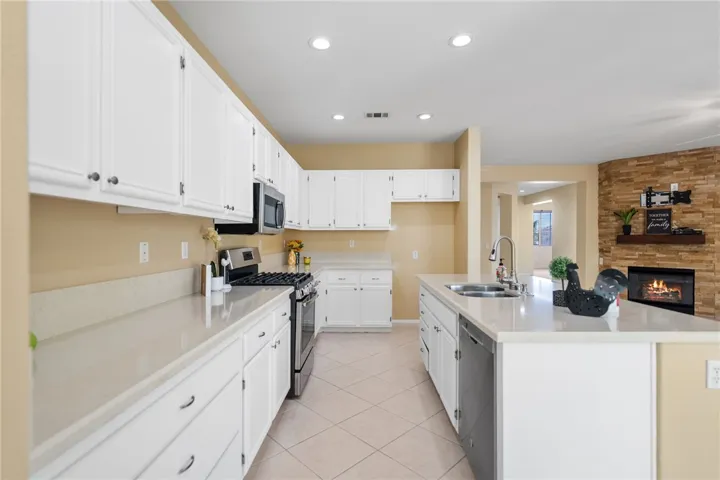 Lovely cabinets with lots of storage