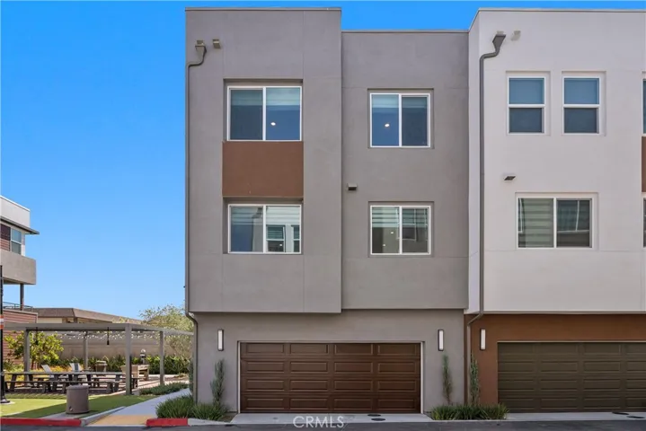 651 S Lyon Street, Santa Ana, California 92701 — photo 5
