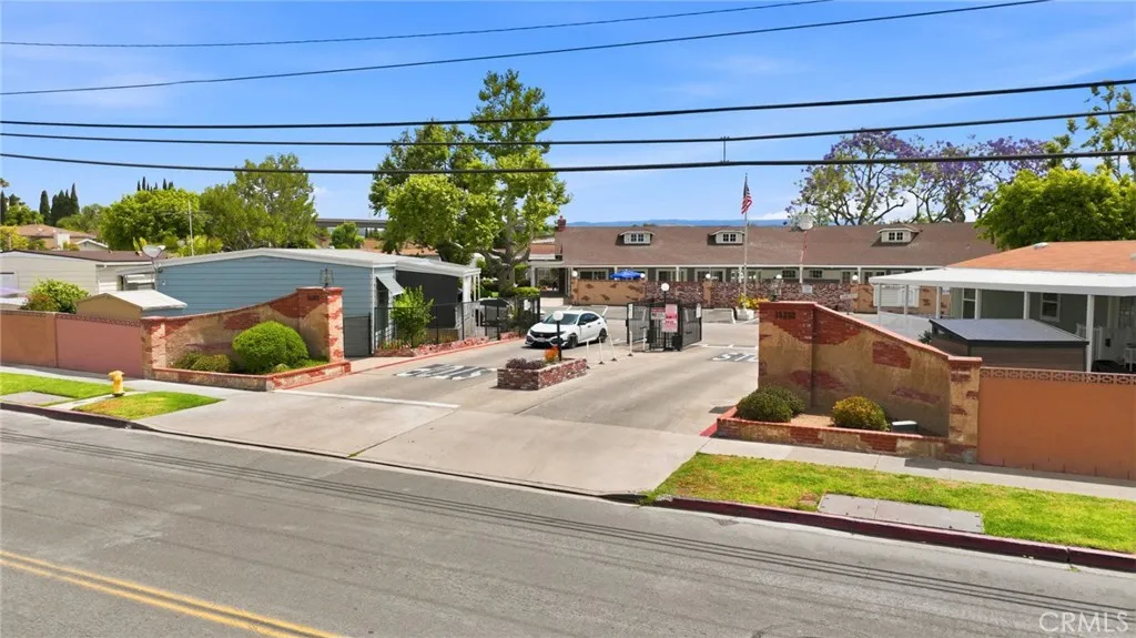 134 E Balboa
