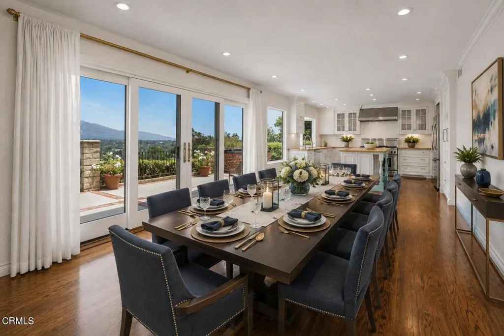 Dining Room Virtually Staged