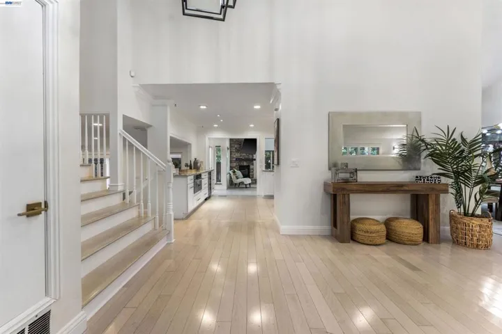 111 Silver Cloud Place, Danville, California 94526-4935 — photo 4