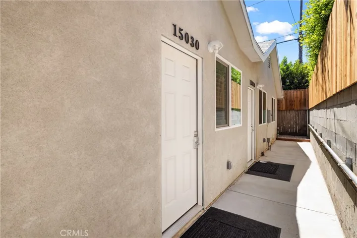 Private walkway leading to the Unit