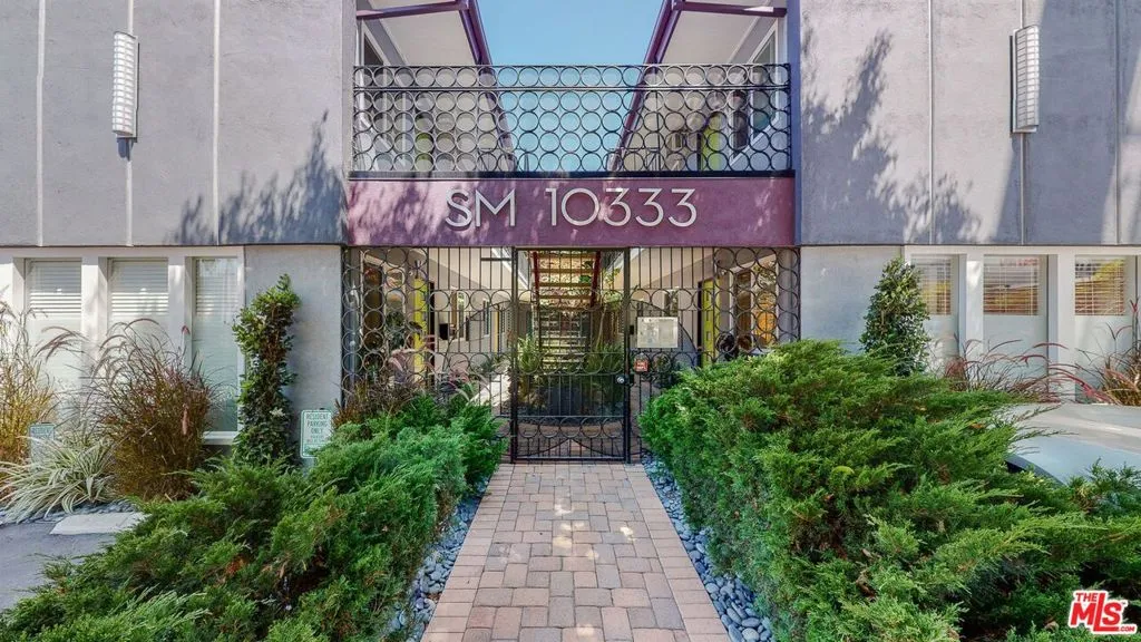 10333 Santa Monica Blvd