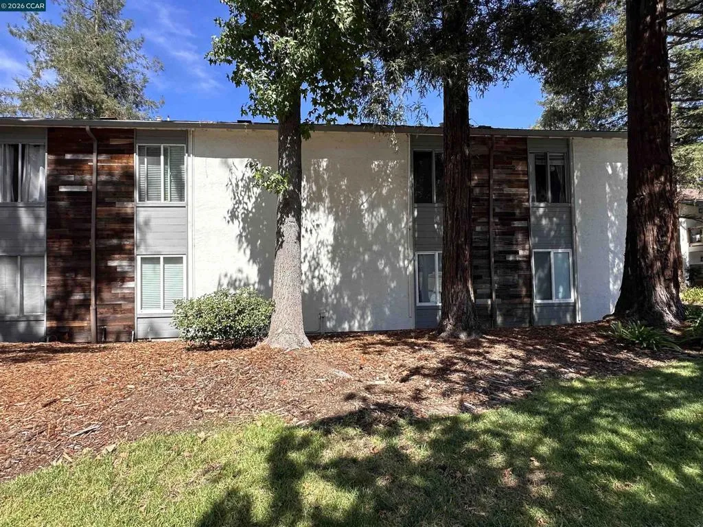 4081 Clayton Rd