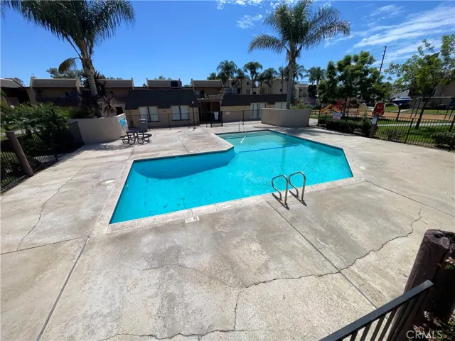 801 K-6 S Lyon 163, Santa Ana, California 92705 — photo 5