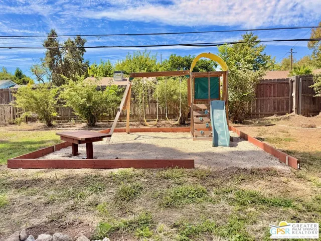 4566 Freeway Circle, Sacramento, California 95841 — photo 5
