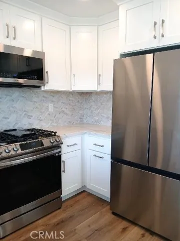 High-End Appliances, Frig Included