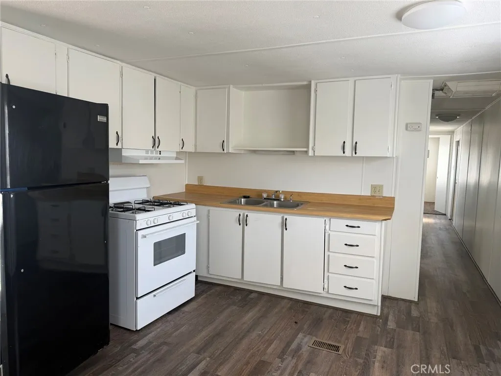 22601 Bear Valley Road 35, Apple Valley, California 92340 — photo 4