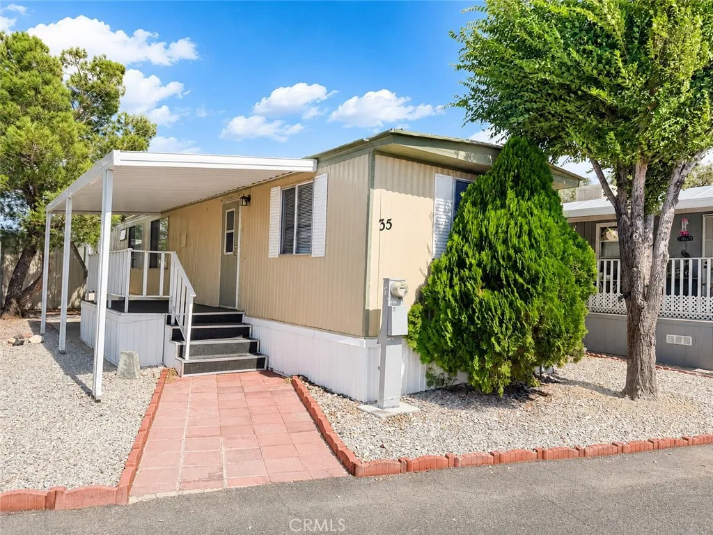 22601 Bear Valley Rd